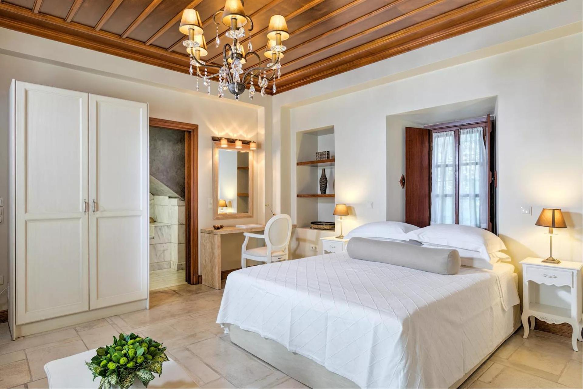 Mare Monte Luxury Suites Spétses Exterior foto